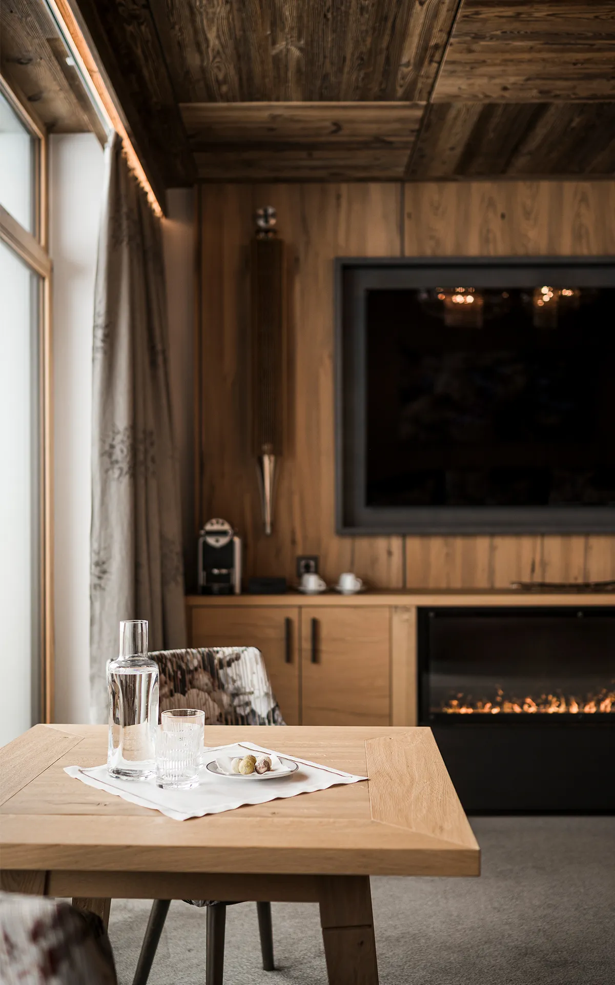 Hochfirst_1200x1920_SU_Sky-Suite_(c)-Hannes-Niederkofler_HQ_046_DSC3853_web